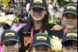 大众娱乐彩票app下载-圆满！广东女篮老将沈怡在夺冠后宣布退役 用总冠军结束WCBA生涯