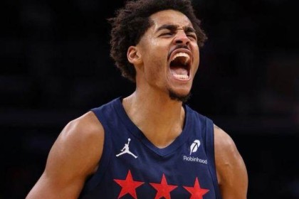 大众娱乐彩票app下载-两年蛰伏破茧成蝶 普尔潇洒高效 勇管：已后悔