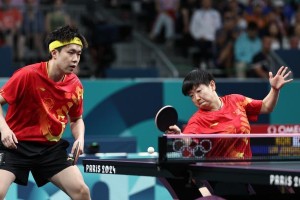 大众娱乐彩票app下载-Day 4前瞻：“莎头”冲金 中国女重能否创造奇迹？